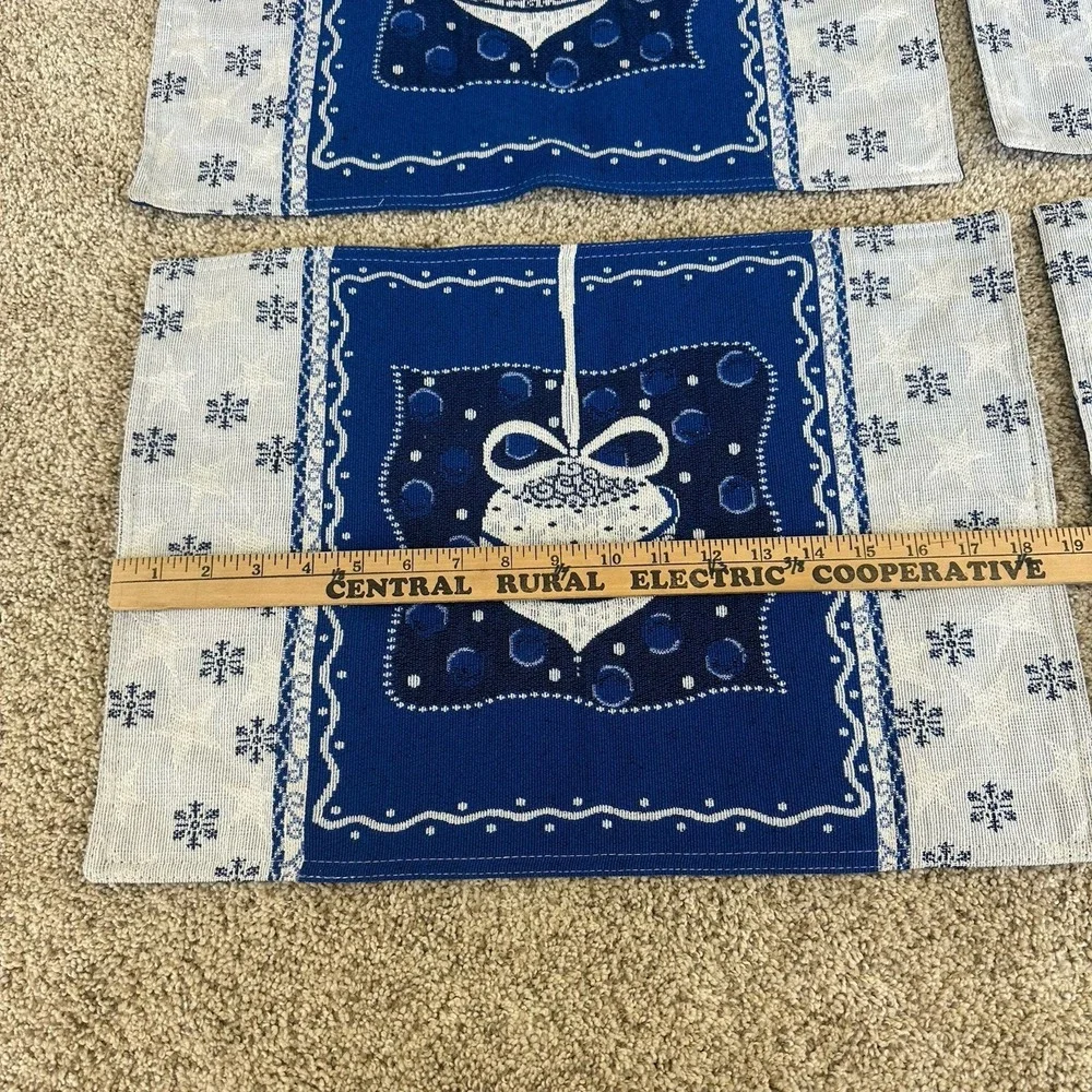 Set of 6 Tapestry Placemat Christmas Ornament Holiday Snowflake Silver Blue